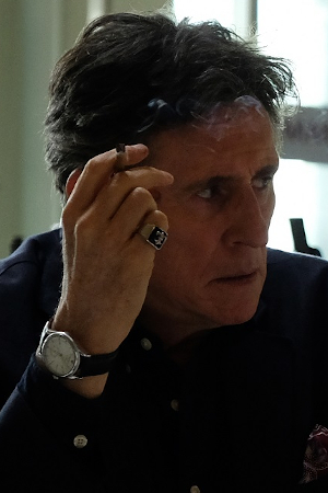 Gabriel Byrne