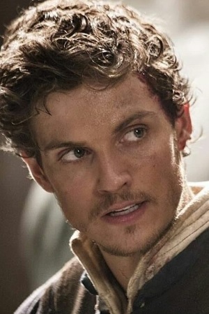 Daniel Sharman