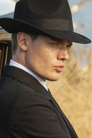 Dominic Sherwood
