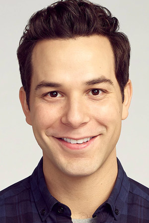 Skylar Astin