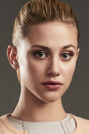 Lili Reinhart
