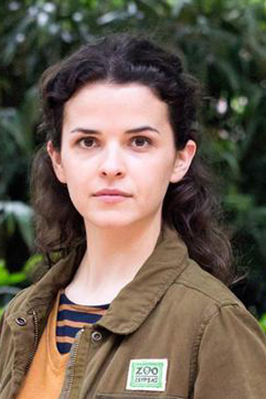 Maxine Kazis