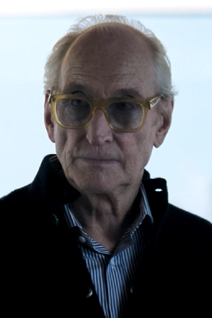 Charles Dance