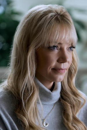 Riki Lindhome