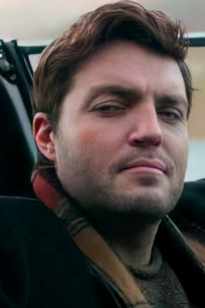 Tom Burke