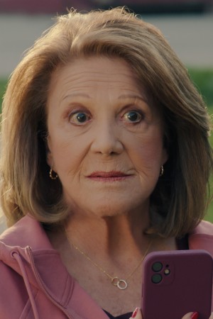 Linda Lavin