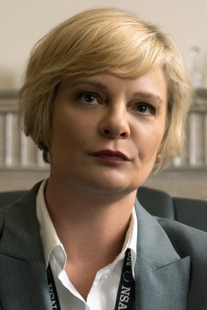 Martha Plimpton