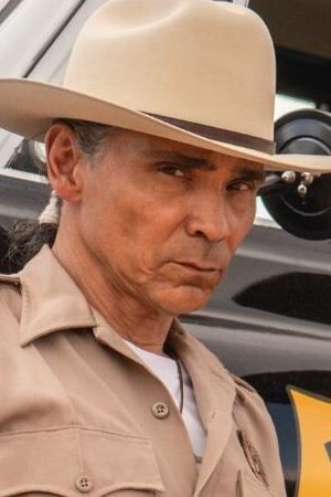 Zahn McClarnon