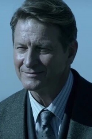 Brett Cullen