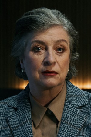 Caroline Quentin
