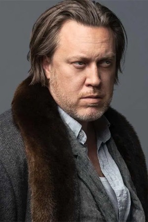 Nicholas Ofczarek