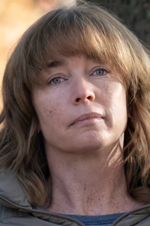 Julianne Nicholson