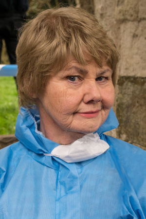 Annette Badland