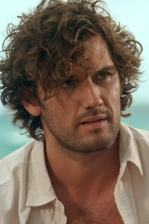 Alex Pettyfer