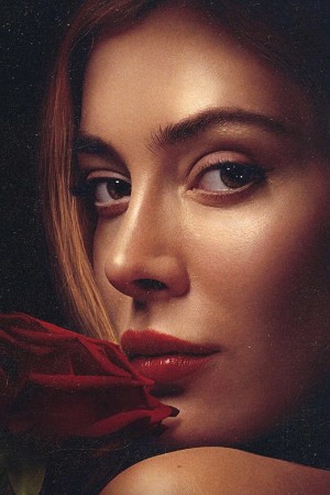Elena Satine