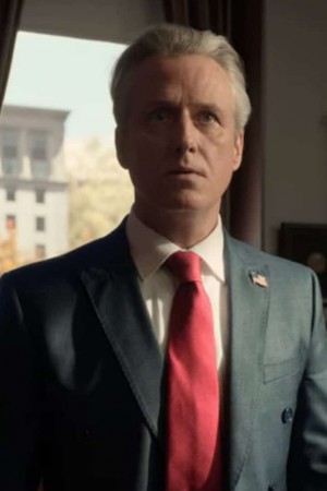 Linus Roache