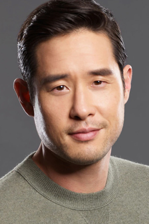 Raymond Lee