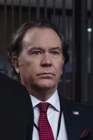 Timothy Hutton