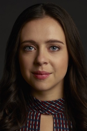 Bel Powley