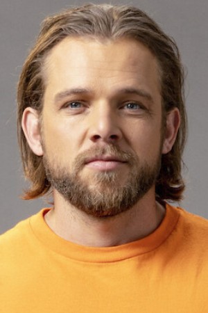 Max Thieriot