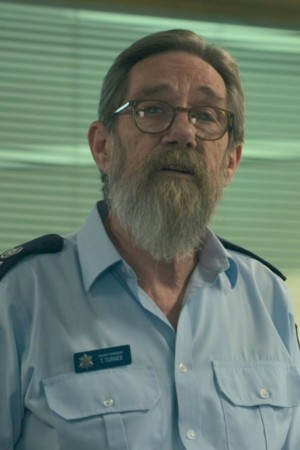 Kim Gyngell