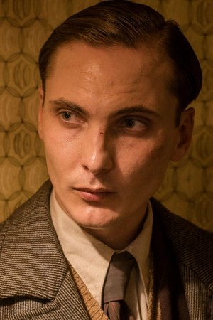 Eamon Farren