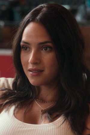 Adria Arjona