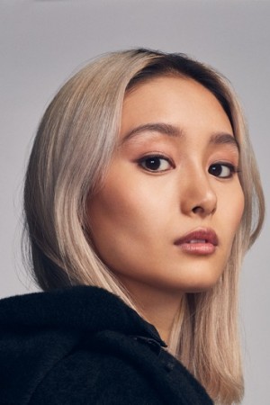 Shiori Kutsuna