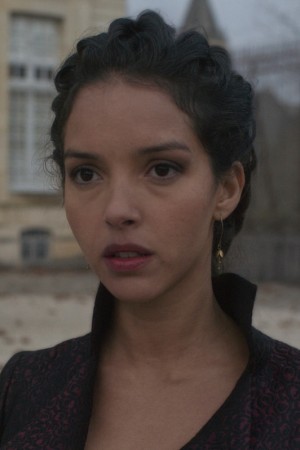 Lyna Khoudri