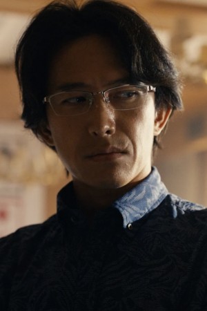 Abe Tsuyoshi