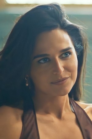 Stephanie Nur