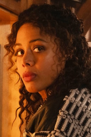 Nina Toussaint-White