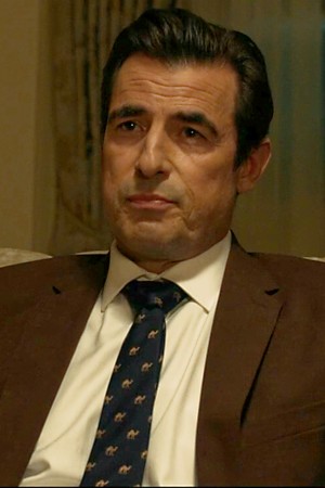 Claes Bang