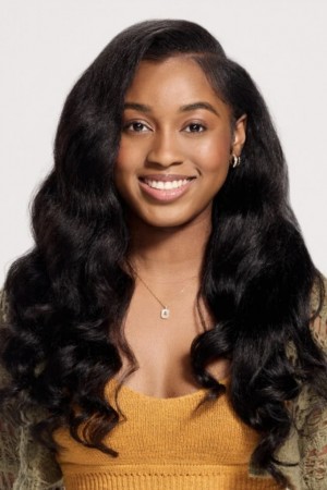 Alexis Chikaeze