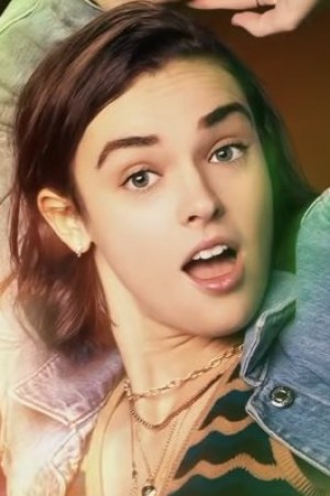 Ava Capri